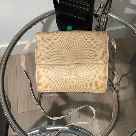 SALVATORE FERRAGAMO handbag, bag, purse - Picture 4 of 8